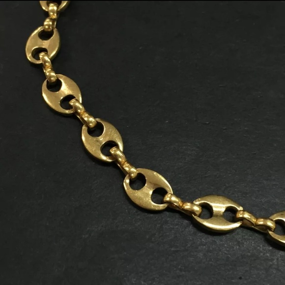 100% AUTHENTIC VINTAGE GIVENCHY PARIS YELLOW GOLD ANCHOR CHAIN NECKLACE - Picture 2 of 7